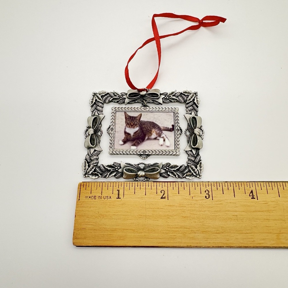 Seagull Pewter Mini Raised Holly & Ribbon Ornament Picture Frame Holidays New - Picture 9 of 9